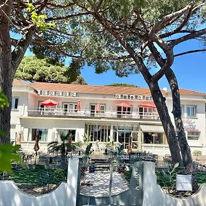 Le Ceinturon ** Hyères