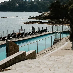 Hotel Hotel Le Provencal Renove En 2025 - Bord De Mer, Hyères