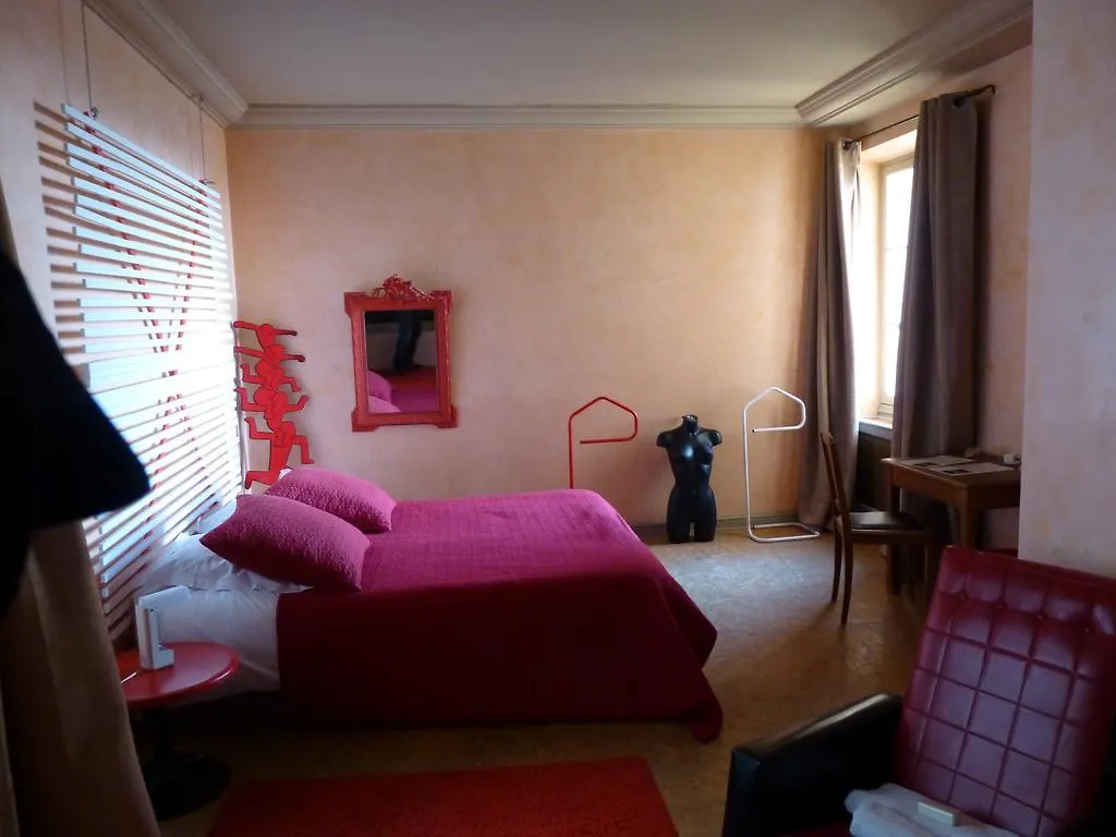 Hotel Castel Pierre Lisse à Hyères Maison d'hôtes