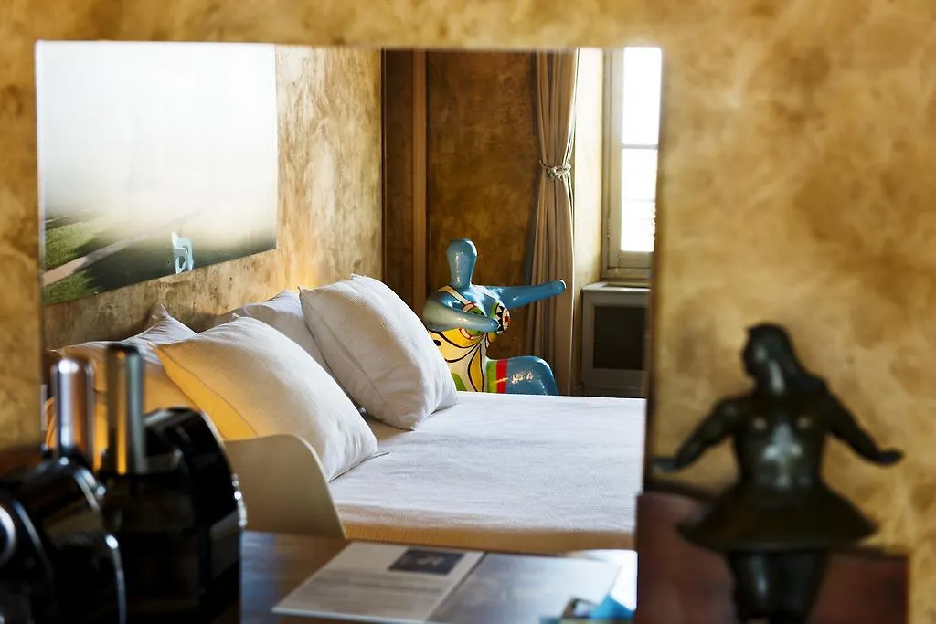 Hotel Castel Pierre Lisse à Hyères France